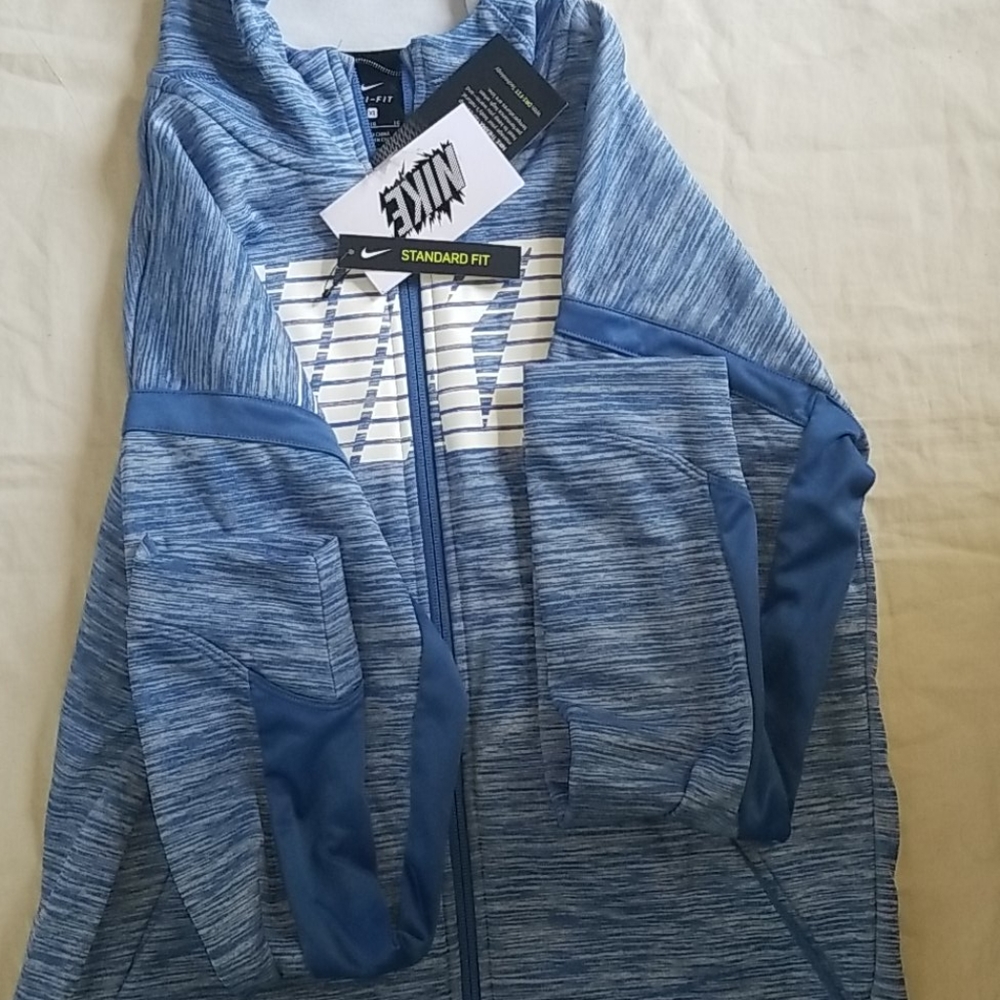 Boy's Nike sweater dri-fit - Picture 3 of 7